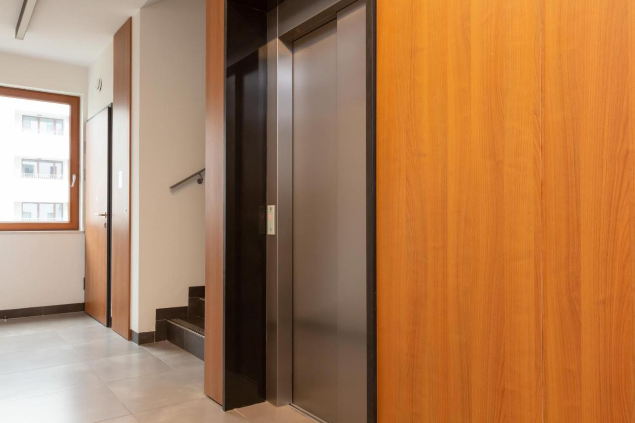 Awangarda Apartment Warsaw Ochota By Renters Prestige Εξωτερικό φωτογραφία